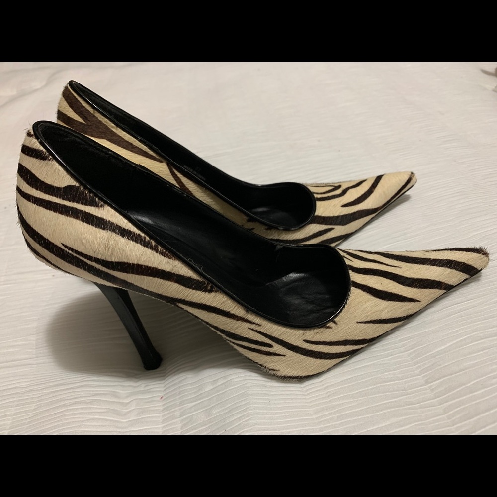 Shoes - Picture 12 of 13